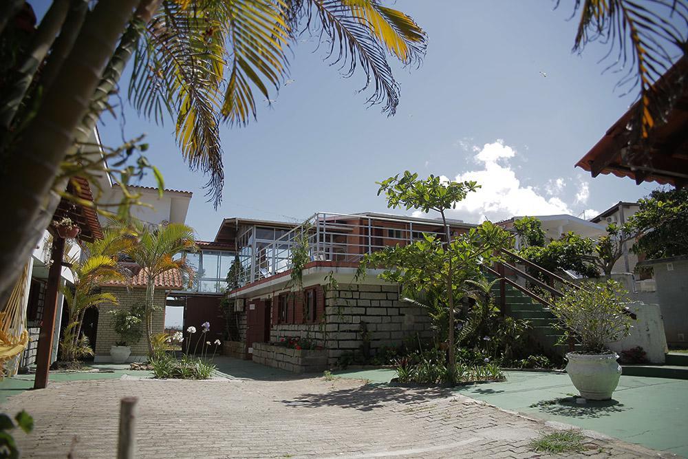 Pousada Louise Pinheira Exterior photo