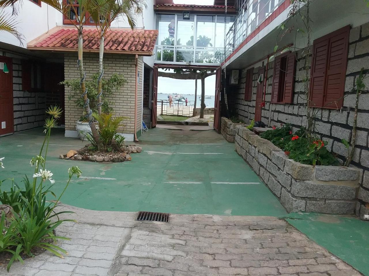 Pousada Louise Pinheira Exterior photo